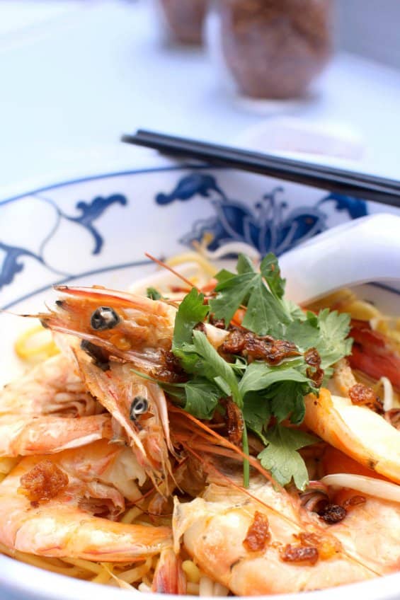 Da Dong, a Cantonese restaurant that specializes in prawn noodles.
